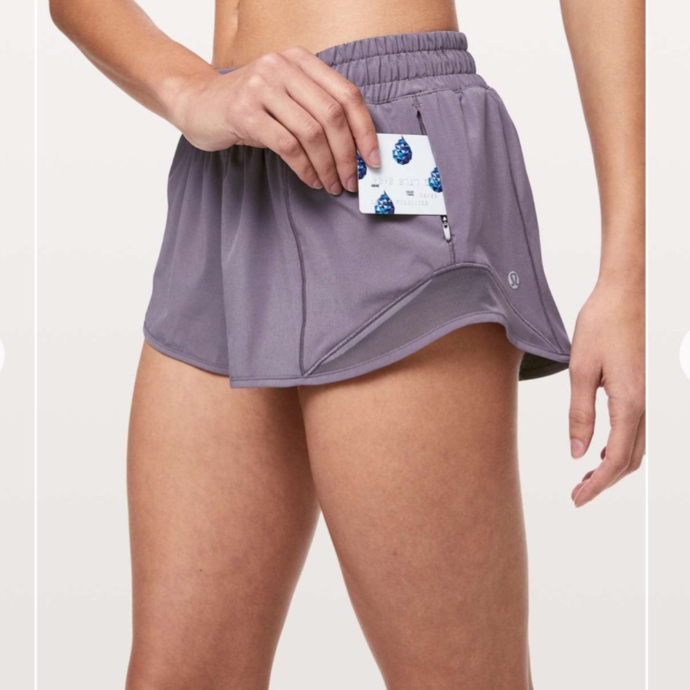 Lululemon Hotty Hot 4”